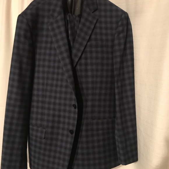 Men’s Armani Exchange Suit - Picture 1 of 3